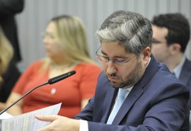 Justiça autoriza investigação contra deputado por assédio sexual