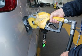 Após aumento, preço da gasolina em Maceió chega a R$6,65