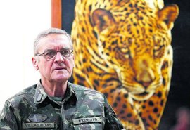 Exército diz que ‘malucos’ apoiam intervenção