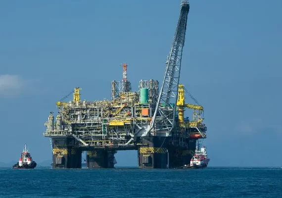 Produção de petróleo e gás se mantém próximo a recorde de 2023