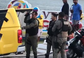 Homem é preso após atirar com pistola dentro de bar e ameaçar militares