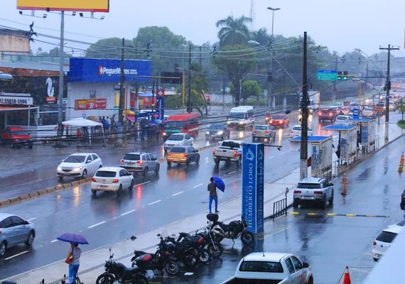 Inmet coloca Alagoas em alerta laranja por chuvas fortes