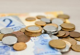 Mercado financeiro prevê queda de 3,76% da economia este ano