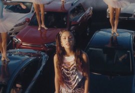 Surpresa! Olivia Rodrigo lança o clipe de 'Brutal'