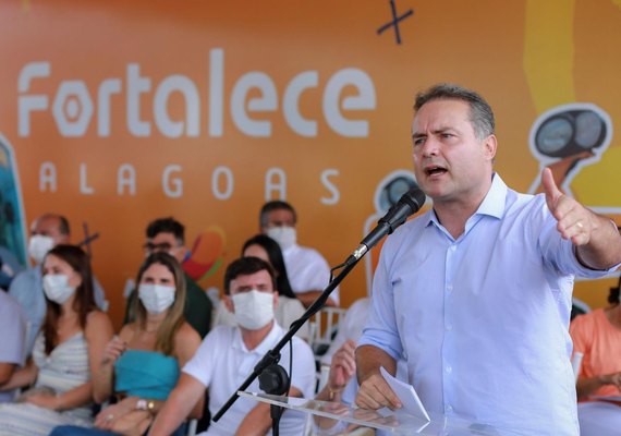 Coruripe recebe equipamentos e Governo anuncia construção de CISP, creche e UPA