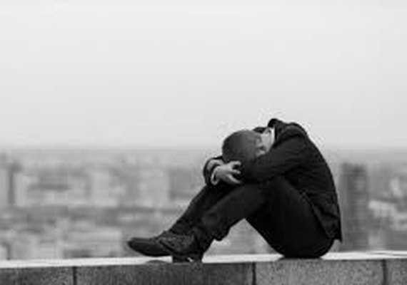 Estudo da Ufal revela influência das estações do ano e da luz solar nas taxas de suicídio no Brasil