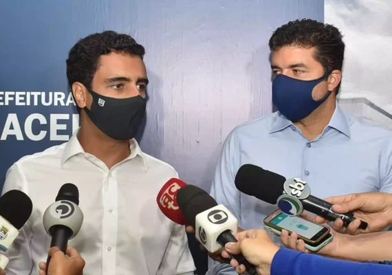 'Um vigarista de marca maior', diz JHC sobre Rui Palmeira