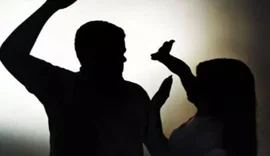 Mulher é espancada pelo marido no bairro do Jacintinho, em Maceió