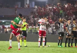 CRB elimina o Santos nos pênaltis e avança com festa no Rei Pelé