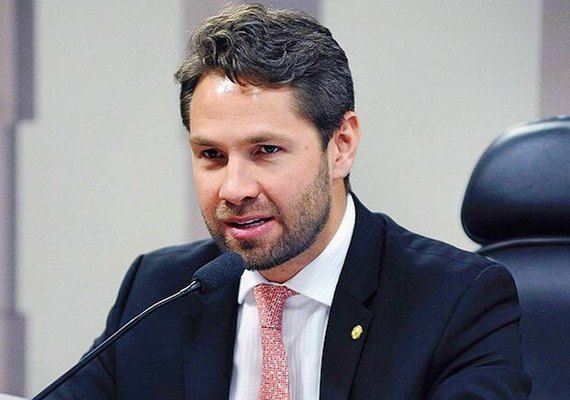 Pedro Vilela anuncia chegada de novas doses de vacinas contra Covid-19 para esta semana