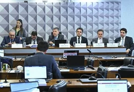 Relator da CPMI é acusado de alertar foragido durante sessão no Congresso