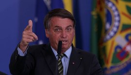 Bolsonaro mantém Bolsa Família até 2022