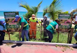 Placas de preservação da restinga são instaladas na orla da capital