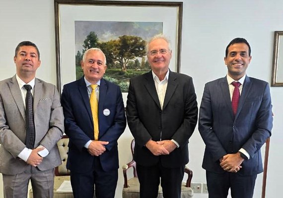 Emenda de Renan pode ampliar acesso à Justiça gratuita em Alagoas