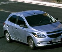 Carro alugado em Maceió há 4 anos é apreendido no Piauí; homem é detido por receptação