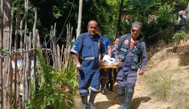 Samu resgata paciente acamado em estado grave de desnutrição após ação em área de difícil acesso