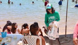 Sacolas biodegradáveis e camisinhas serão distribuídas pelo projeto Nossa Praia