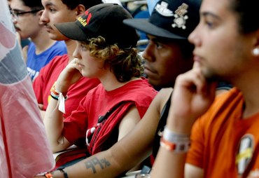 Lula anuncia ampliação do Pé-de-Meia para universitários com benefício de R$ 700 mensais