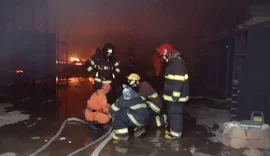 Incêndio atinge loja de imóveis nesta madrugada em Lagoa da Canoa