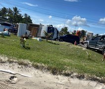 Colisão entre caminhão e carro deixa feridos no cruzamento do Ponta da Barral, em Maceió