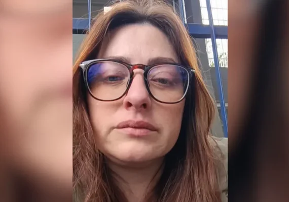 Professora encontra lâmina de vidro posta por aluno em copo dágua na escola