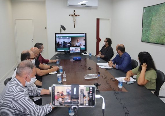 Rogério Teófilo anuncia pacote tributário para favorecer contribuinte durante pandemia