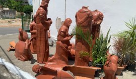 Vento derruba tradicional presépio da Igreja de São Gonçalo, em Maceió