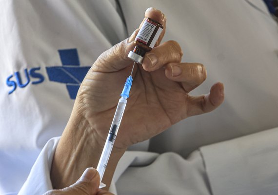 Quatro cidades do Rio oferecem vacina contra meningite