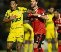 Flamengo pode ajudar Vasco a sair do Z-4 nesta quarta-feira com vitória por goleada