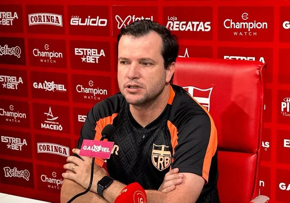 Técnico do CRB comemora vaga na semifinal e revela que perdeu dois jogadores para quarta
