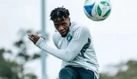 Livre no mercado, Zaha é oferecido a Corinthians, Vasco e Internacional