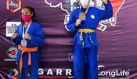 Clarice Berto é campeã mirim em duas competições de Jiu-jitsu neste fim de semana