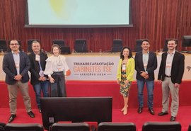 Assessores jurídicos do TRE participam de capacitação para as eleições