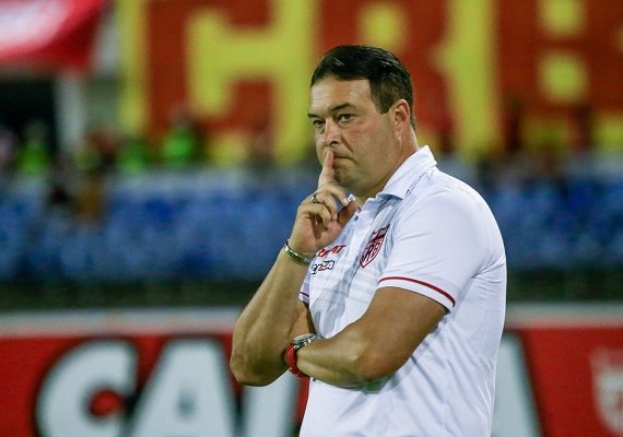 CRB enfrenta Operário FC nesta quinta (14) com desfalques na equipe