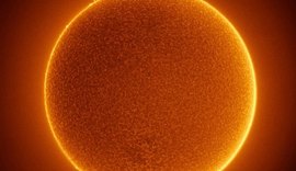 Foto do Sol com Estação Espacial é mostrada pela NASA