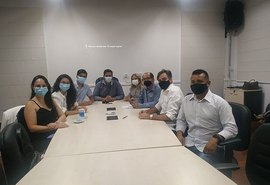 Nove vereadores assinam projeto em Maceió