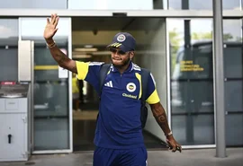 Atlético-MG fecha contratação de Fred, do Fenerbahçe
