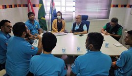 Associação de Surdos é agraciada com kits de higiene e cama