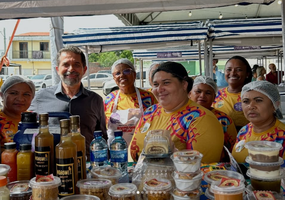 Unicafes-AL fortalece agricultura familiar em feira em Piranhas