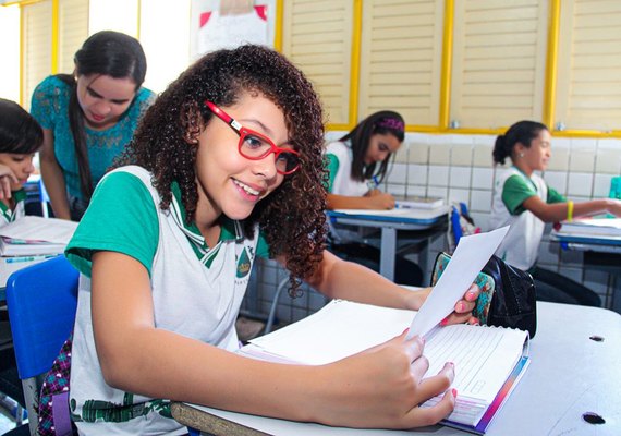 Arapiraca prorroga período de matrículas para rede municipal