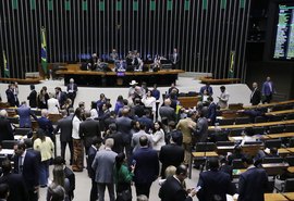 Silêncio de parlamentares de Alagoas expõe cautela após operação da PF; entenda