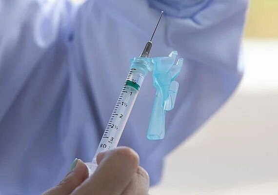 Saúde negocia compra de vacinas da varíola dos macacos, diz secretário