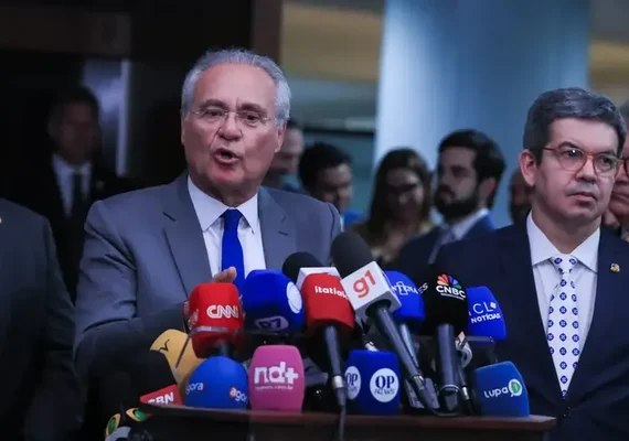 Renan cria “CPI informal” do caso do Master e vai “pra cima” de Lira