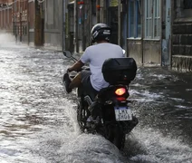 Chuva leva prefeito do Rio de Janeiro a decretar situação de emergência