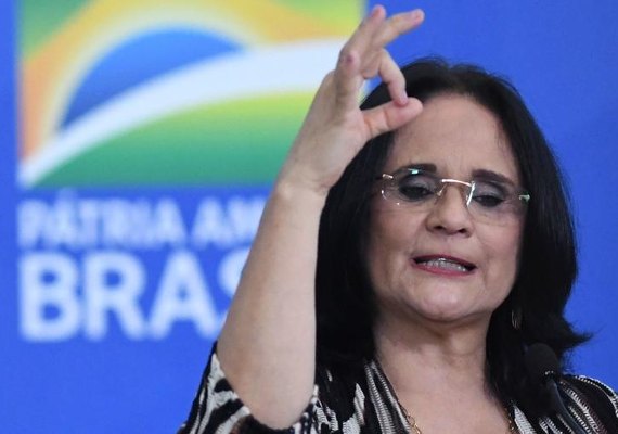 Ministra Damares quer proibir Lindinhas, filme da Netflix, acusando-o de sexualizar crianças