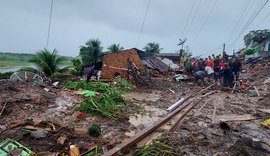 Cerca de 70 famílias estão desalojadas após fortes chuvas Maceió