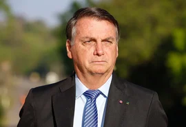 Bolsonaro afirma que vacina não foi comprovada cientificamente