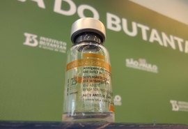 Ministério assina compra de mais 54 milhões de doses da Coronavac
