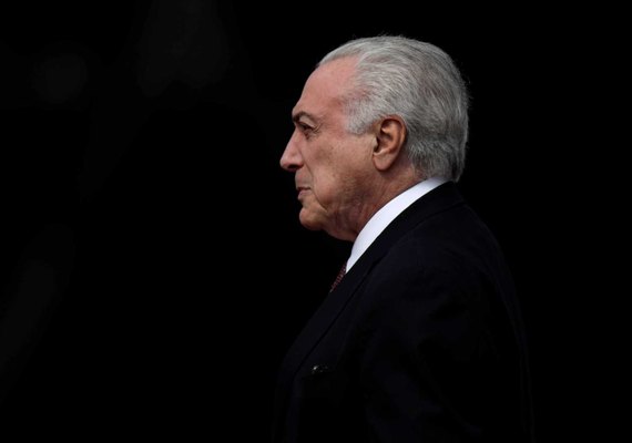 Extratos ligam doleiros a operador do partido de Temer