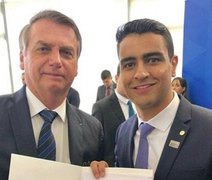 Bolsonaro deixa Alagoas sem encontrar JHC, presidente do PL no Estado